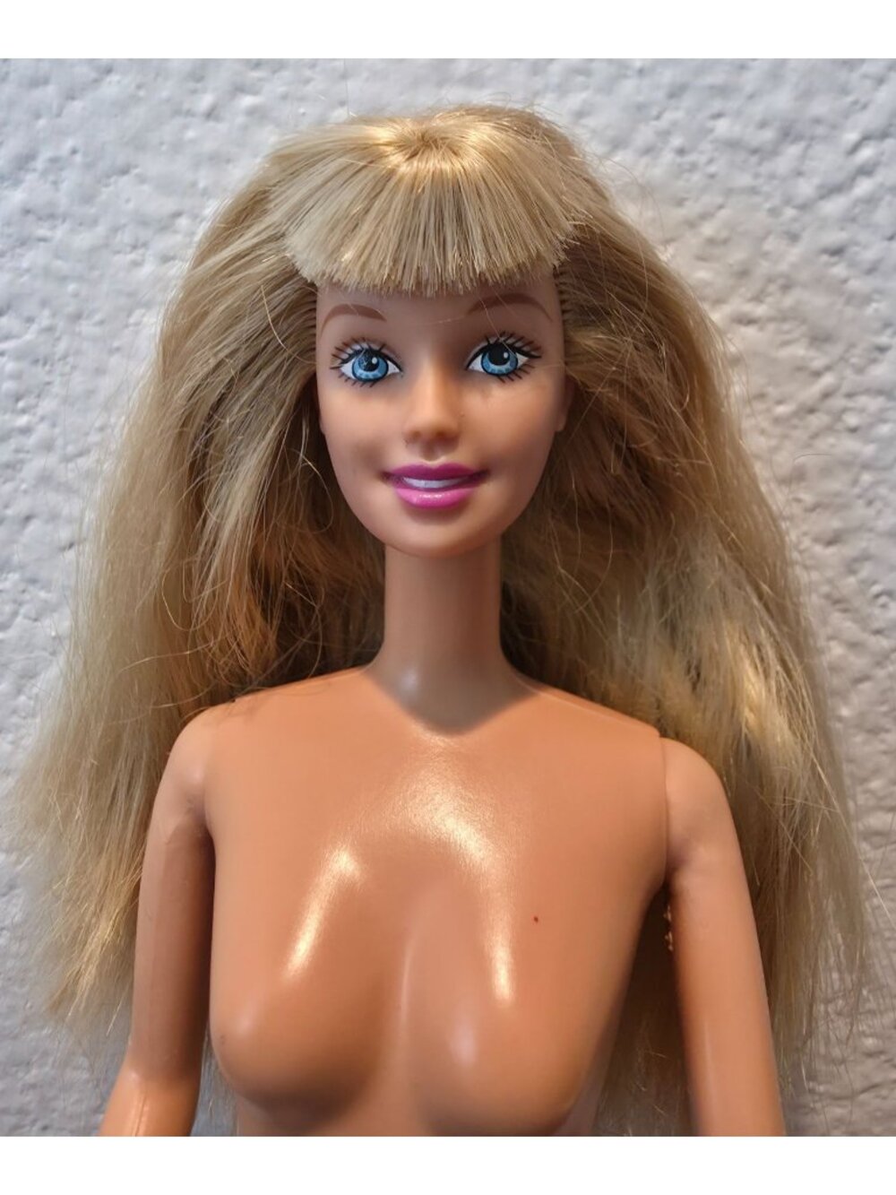 Vintage Mattel Barbie Nude Doll Blonde Hair w/ Bangs & Blue Eyes - Indonesia - Picture 2 of 11